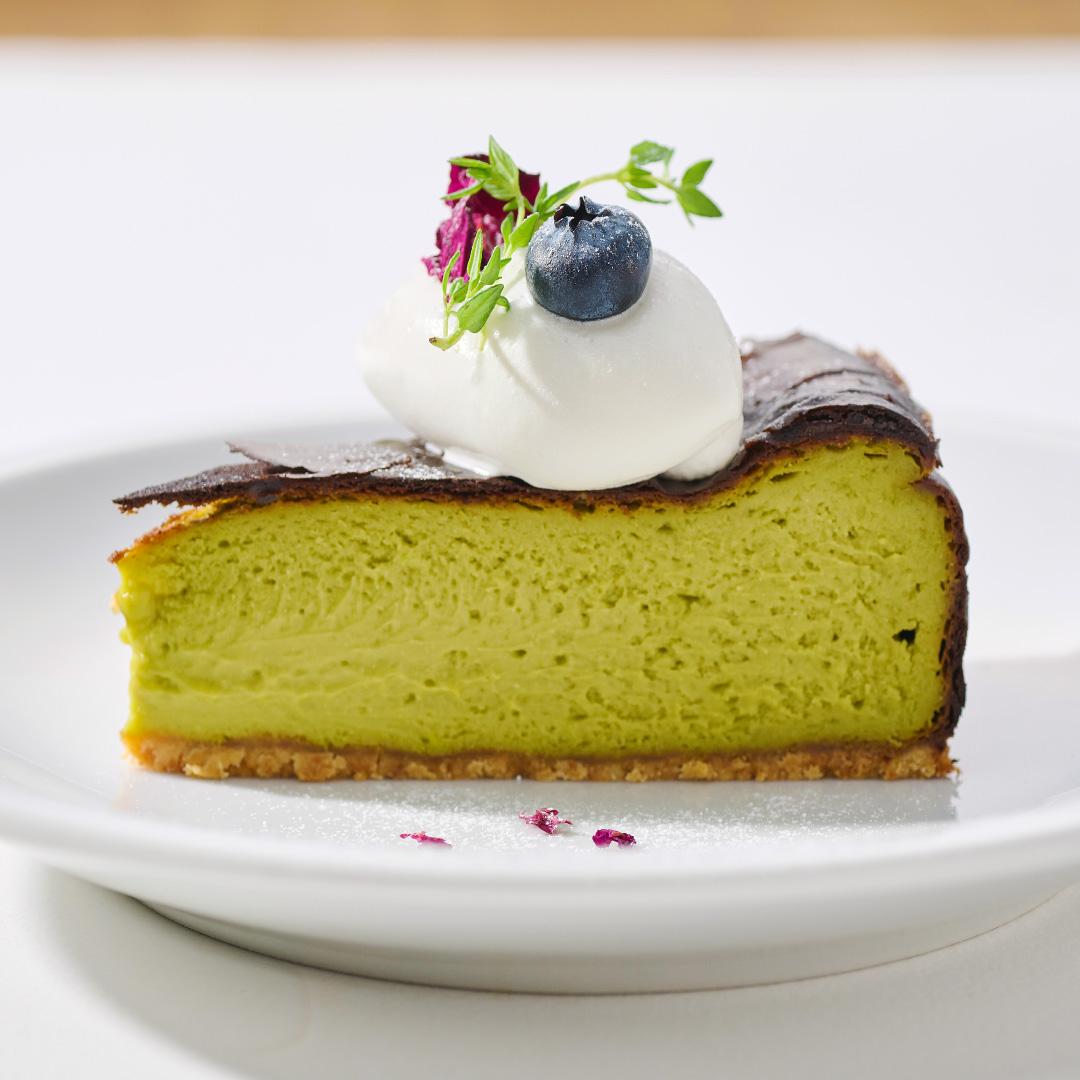 ピスタチオバスクチーズケーキ